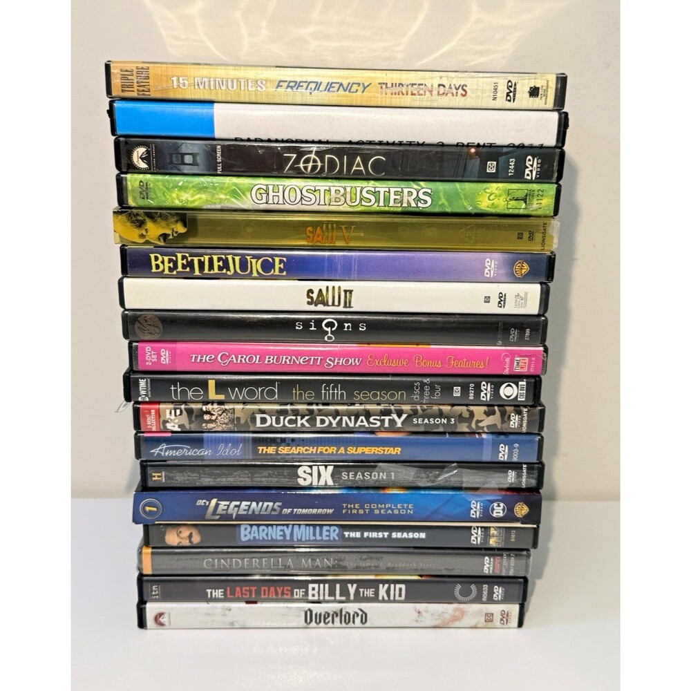 DVD Lot of 18 movies Ghostbusters Beetlejuice Zodiac DC Legends Saw Blockbuster